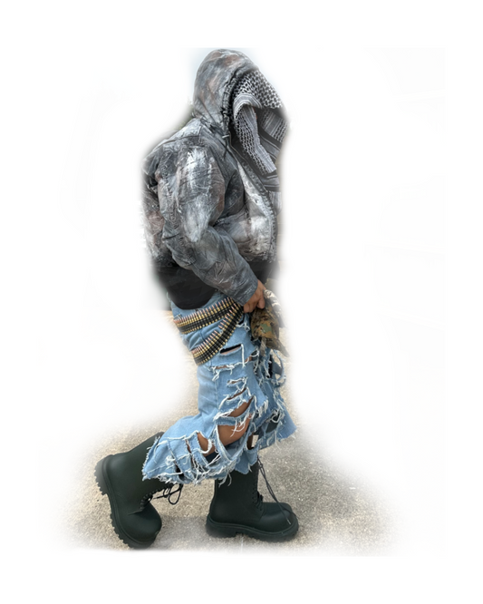 Light Washed Battle Denim 3/4 Short