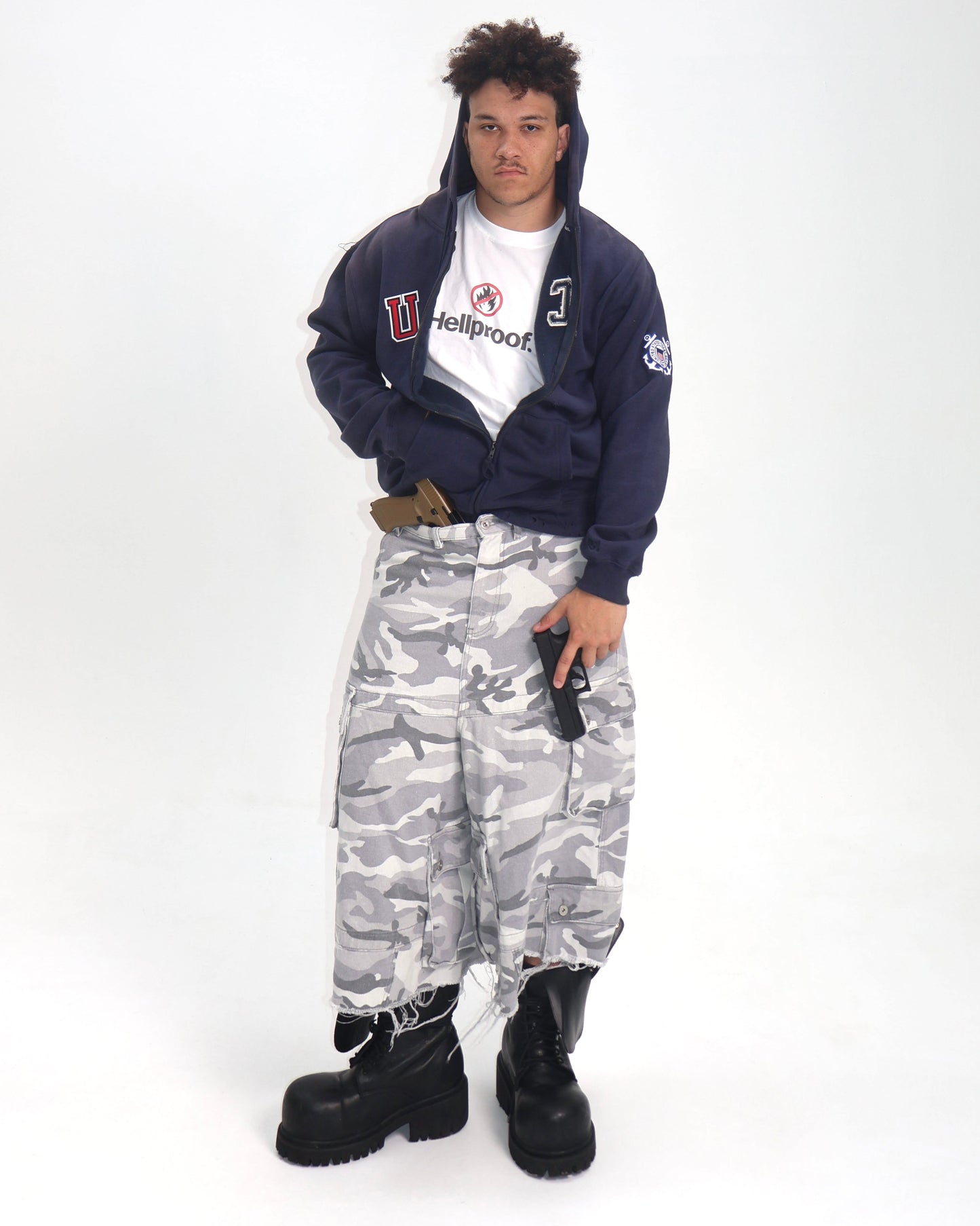 ARCTIC CAMO 3/4 DENIM SHORT