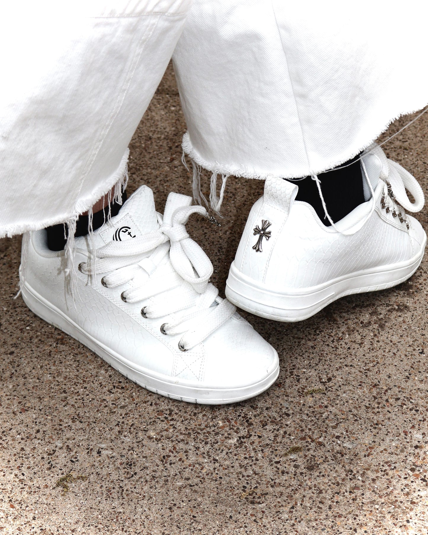 SNAKESKIN SK8 SNEAKER