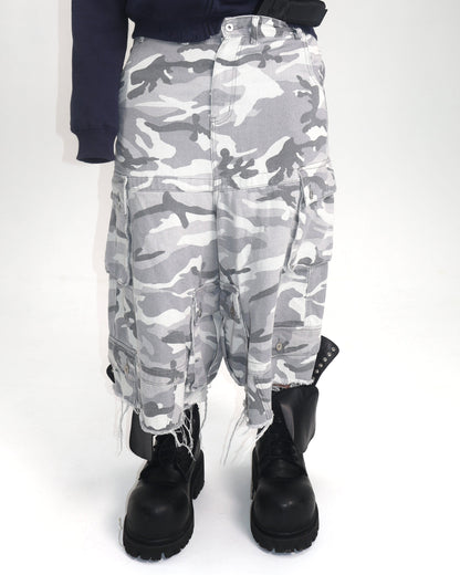 ARCTIC CAMO 3/4 DENIM SHORT