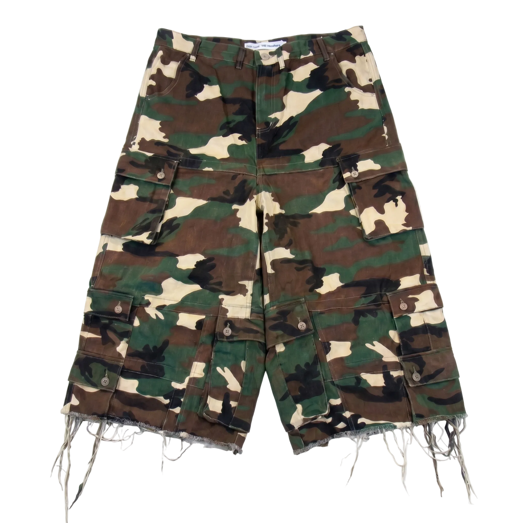 WOODLAND CAMO 3/4 DENIM SHORT