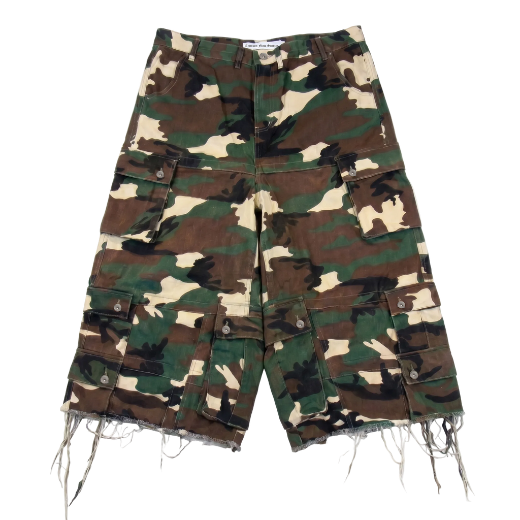 WOODLAND CAMO 3/4 DENIM SHORT